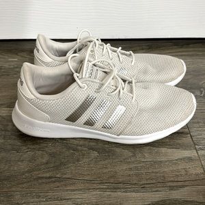White Adidas tennis shoes. Cloudfoam memory foam